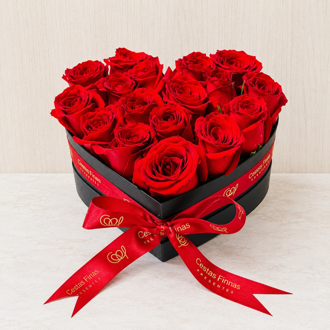 Box Cora��o com Rosas Vermelhas