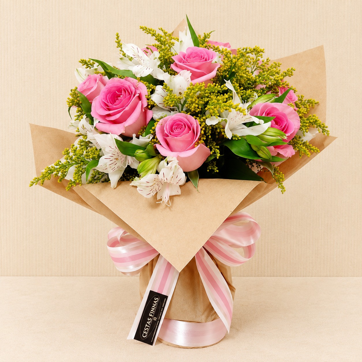 Buqu� com 12 Rosas Rosa